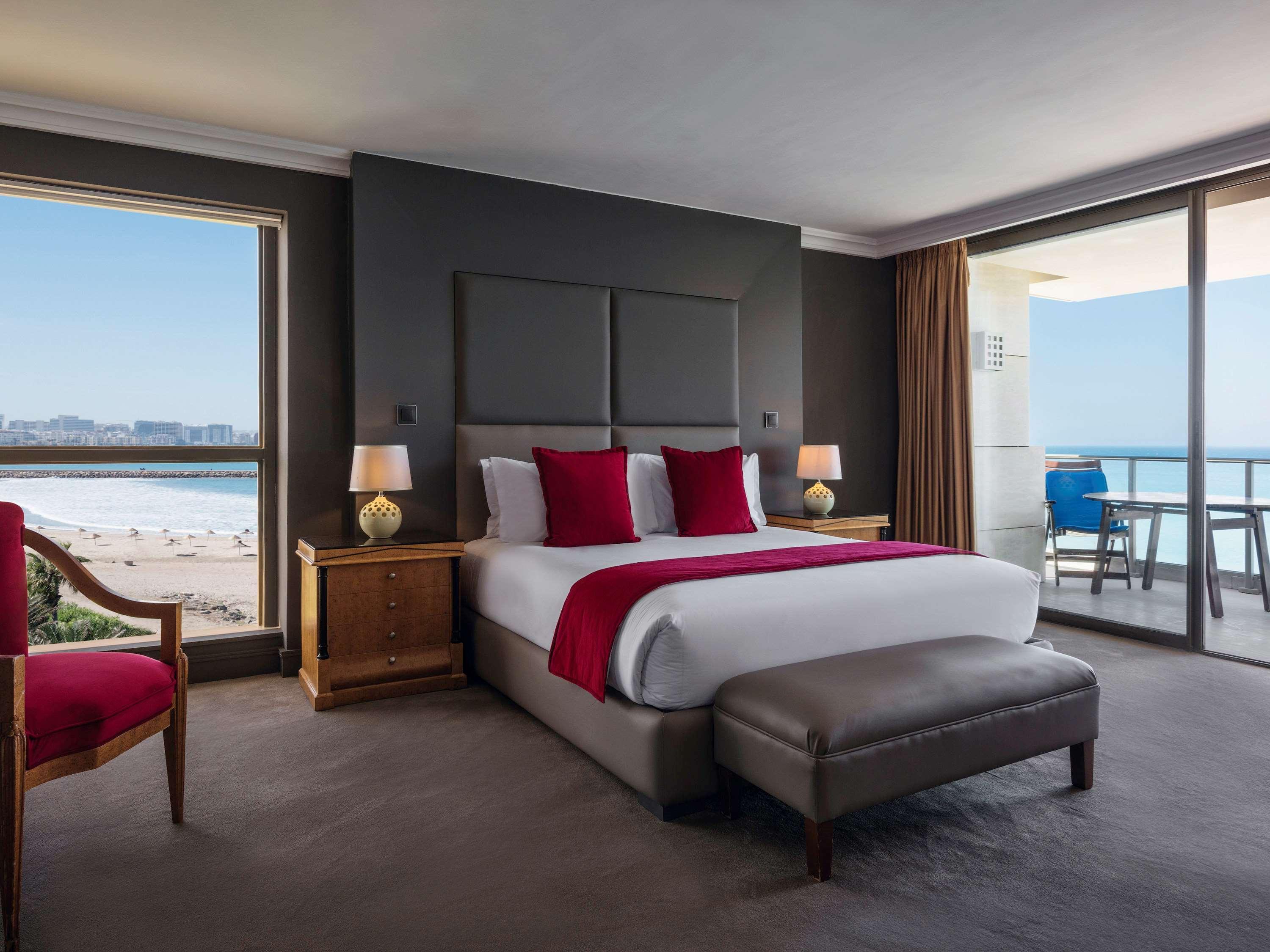 Moevenpick Hotel & Casino Malabata Tanger Exterior photo A bedroom at the Hilton San Diego Bayfront