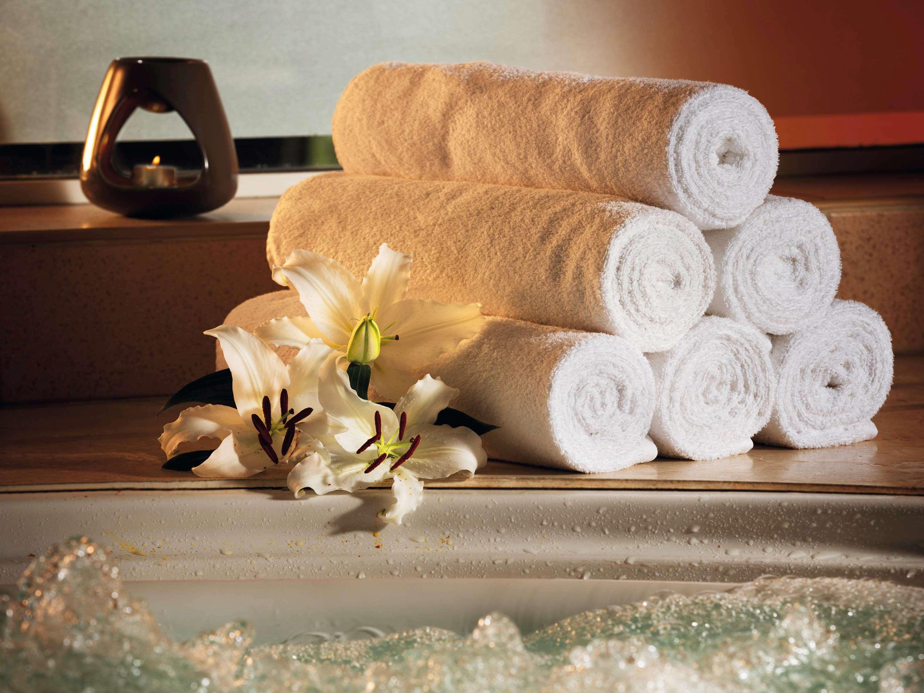 Moevenpick Hotel & Casino Malabata Tanger Exterior photo Spa towels