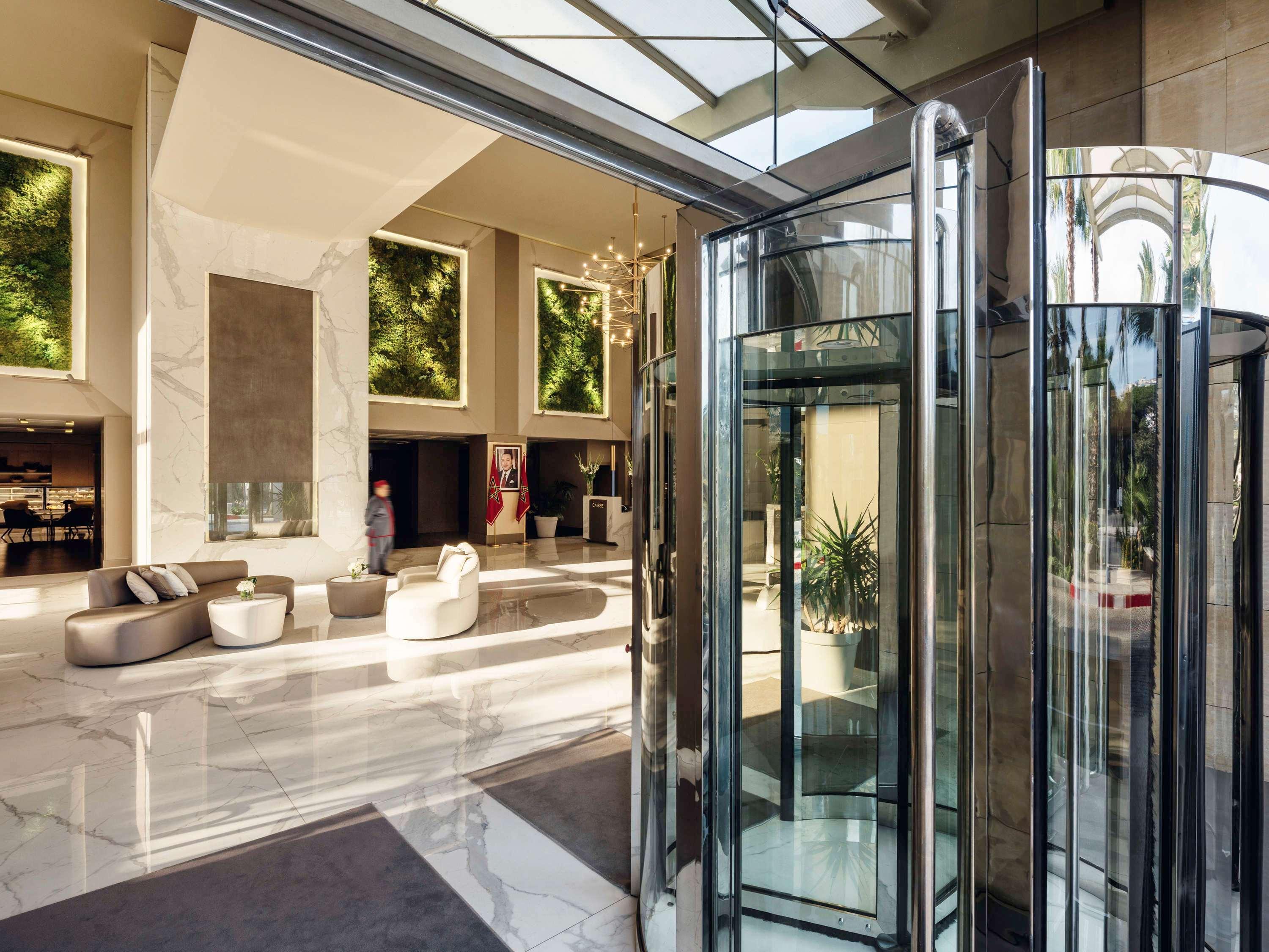 Moevenpick Hotel & Casino Malabata Tanger Exterior photo Entrance to the hotel