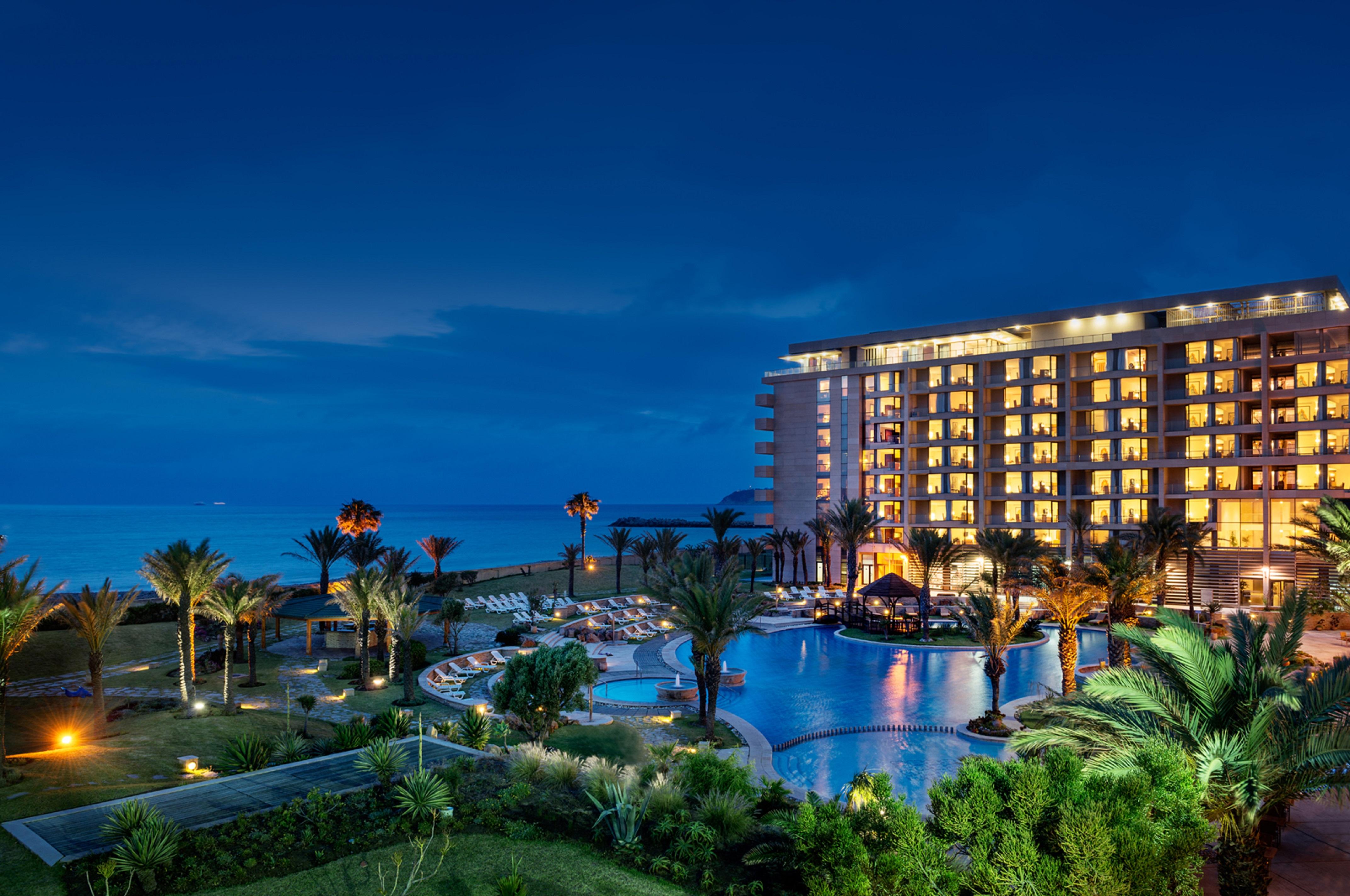 Moevenpick Hotel & Casino Malabata Tanger Exterior photo Hilton Phuket Resort and Spa